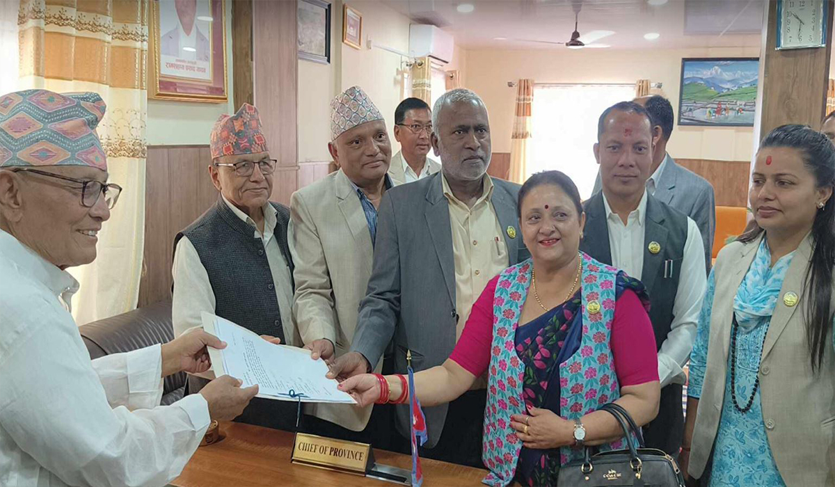 लुम्बिनीको मुख्यमन्त्रीमा माओवादीका महराद्वारा दाबी पेश